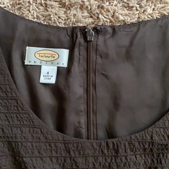 Talbots Petites chocolate textured cap sleeve dress - Picture 4 of 10